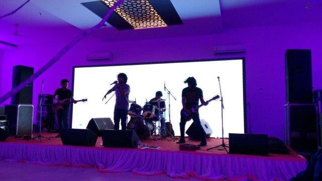 famous live band delhi